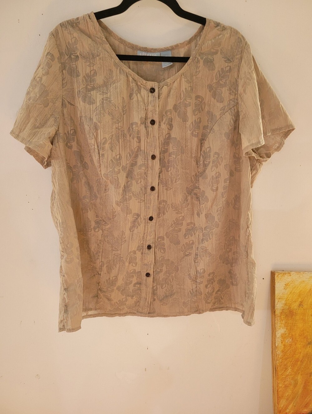 Liz & Me 2X/18-20 Light Tan Floral Button-Front Women’s Top